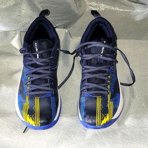 Under Armour Basketball Shoes